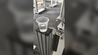 Fırçasız motorlu hızlı geçiş kapısı, insanları sıkıştırmadan hızlı erişim sağlar.